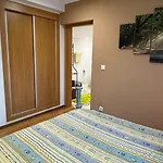 Chesa Ruisa Гостевой дом Каштру-Марин